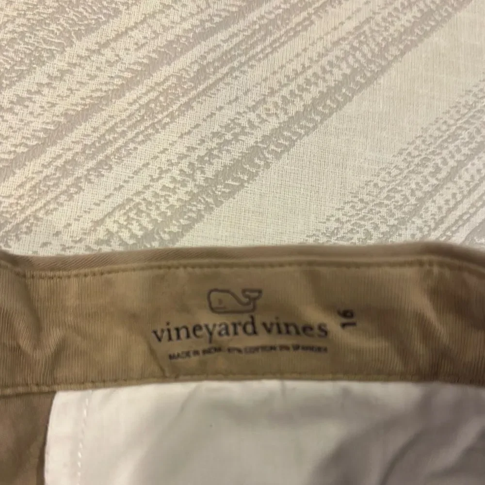 Vineyard Vines Boys Adjustable Waist Tan Shorts - Size 16